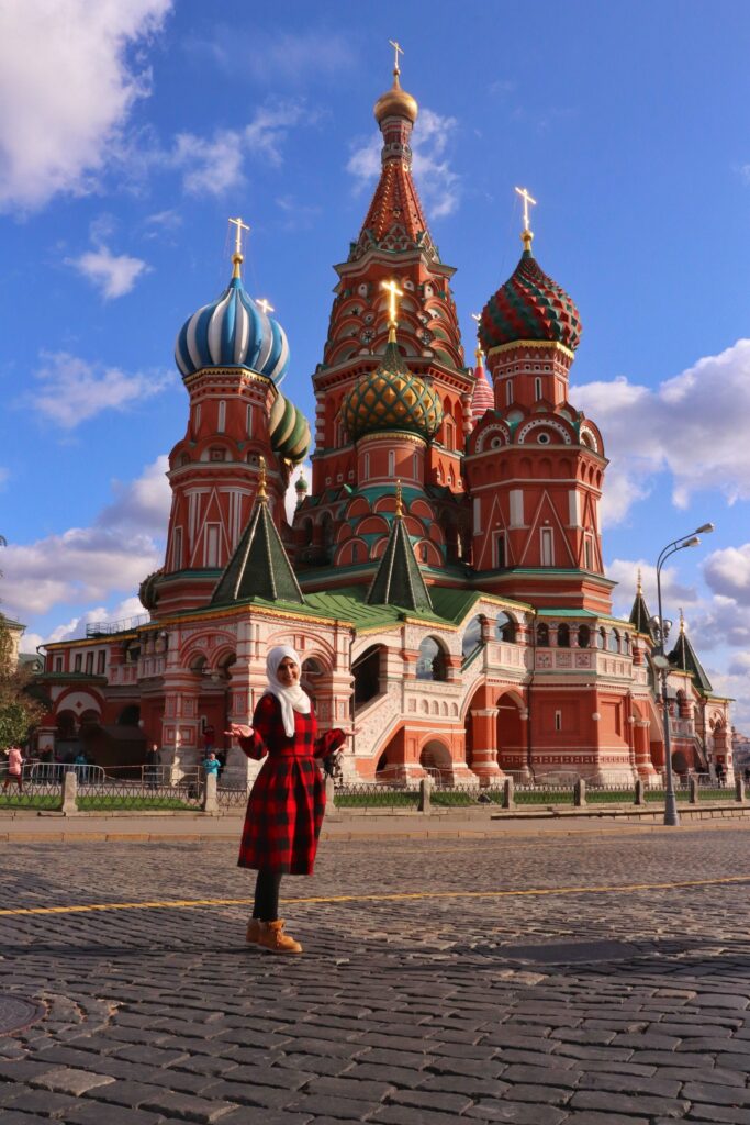 Lina - The Tour Guide in Moscow